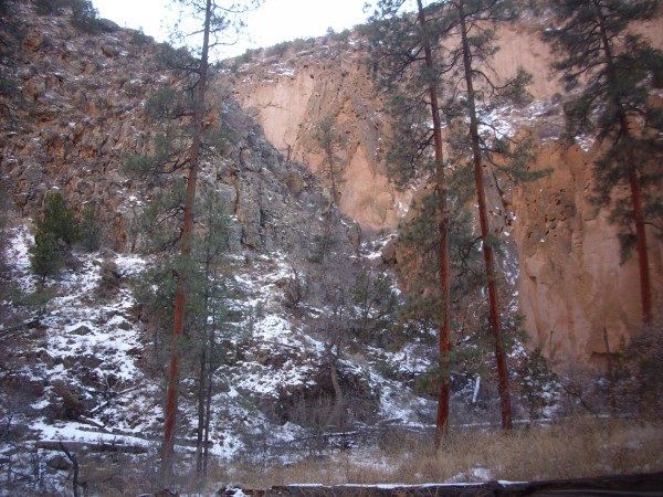 Contact
          between Cerros del Rio and Bandelier Tuff in lower Frijoles
          Canyon