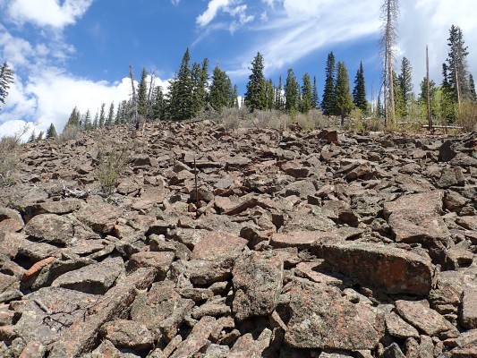 Lag deposits on Cerro Rubio