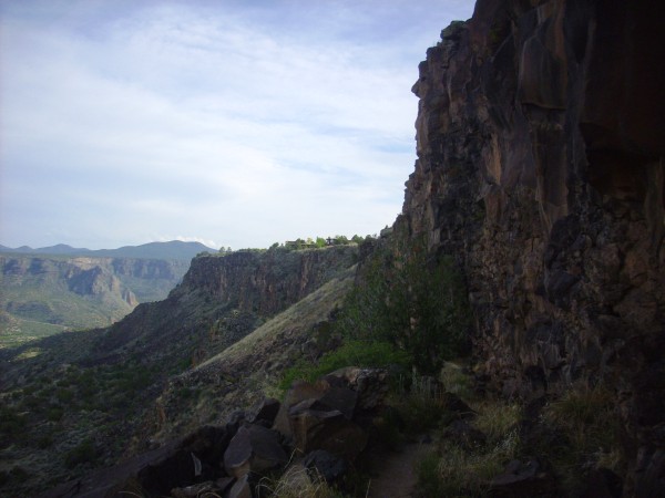 Cliffs above Red
          Dot Trail